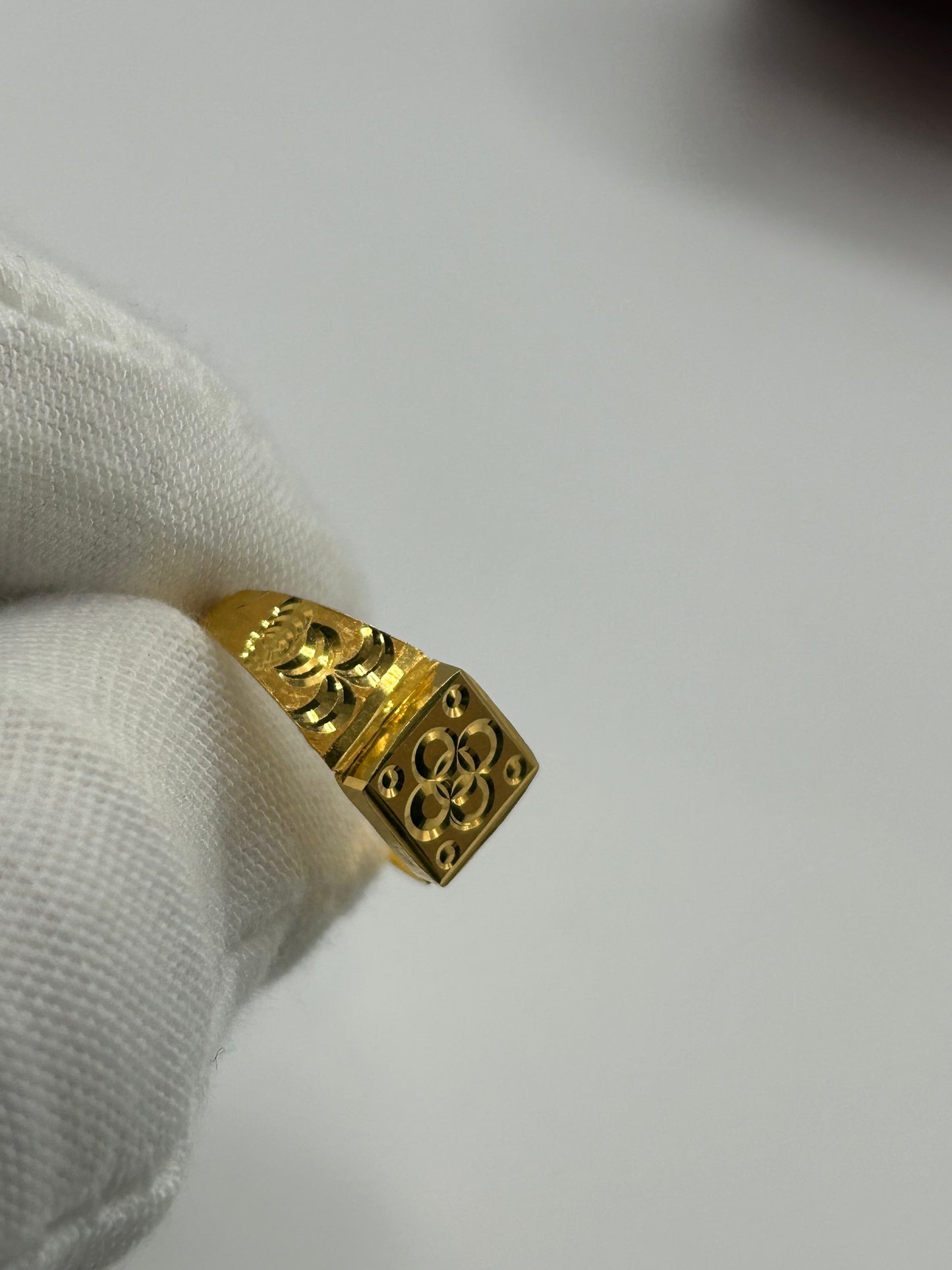 22ct Gold Baby Ring 1.2 grams Hallmarked