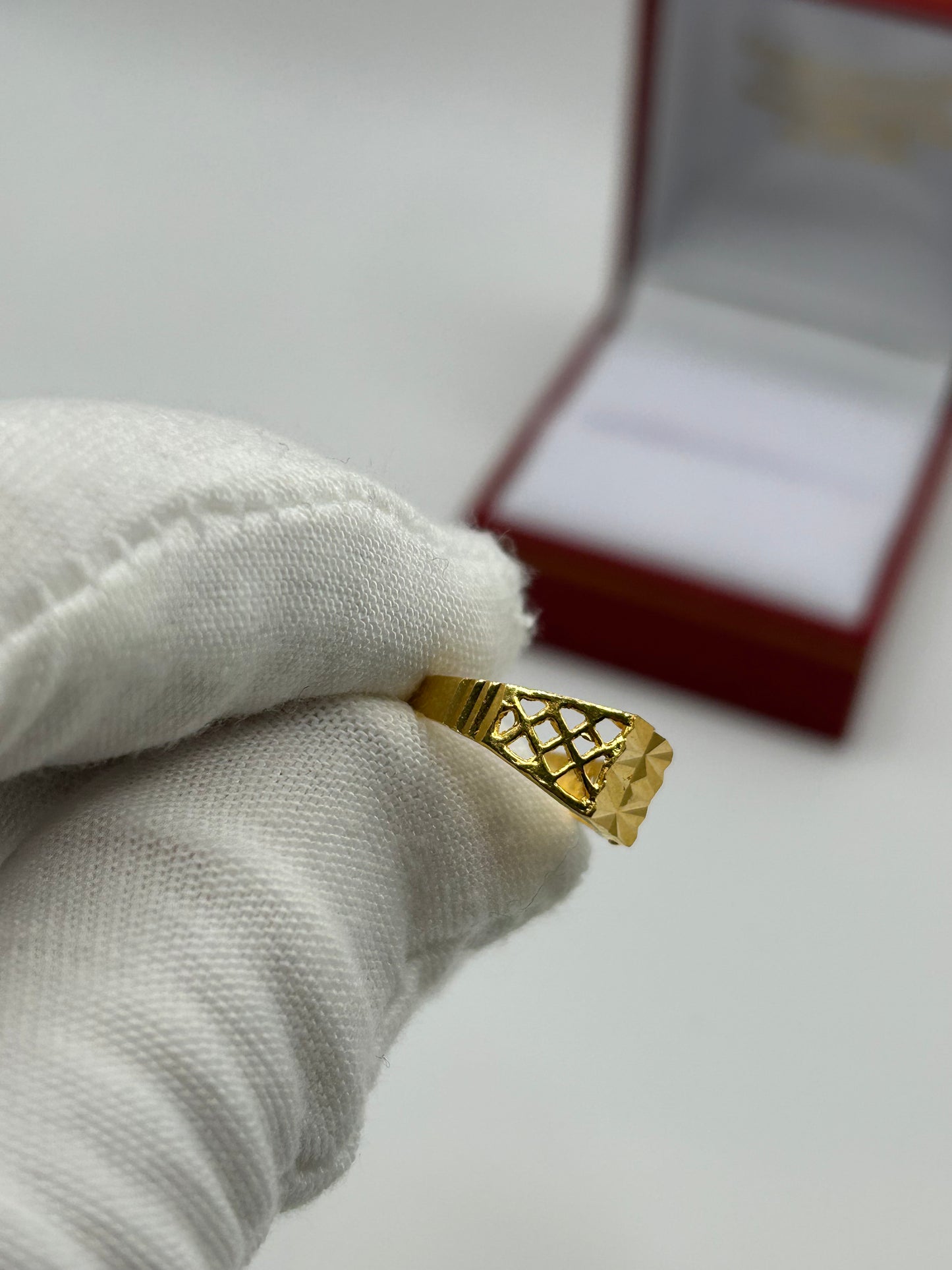 22ct Gold Baby Ring 1.5 grams Hallmarked