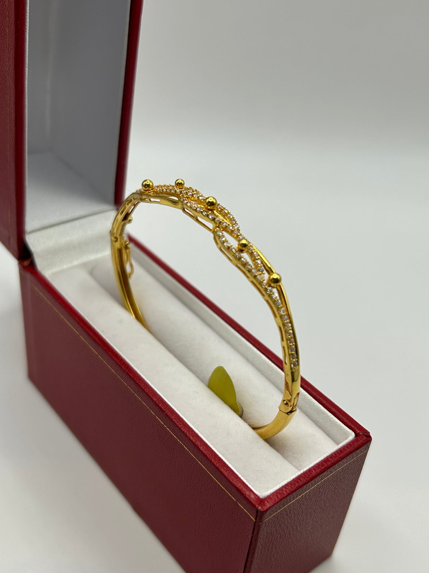 22ct Gold Bangle 10.6 grams Hallmarked