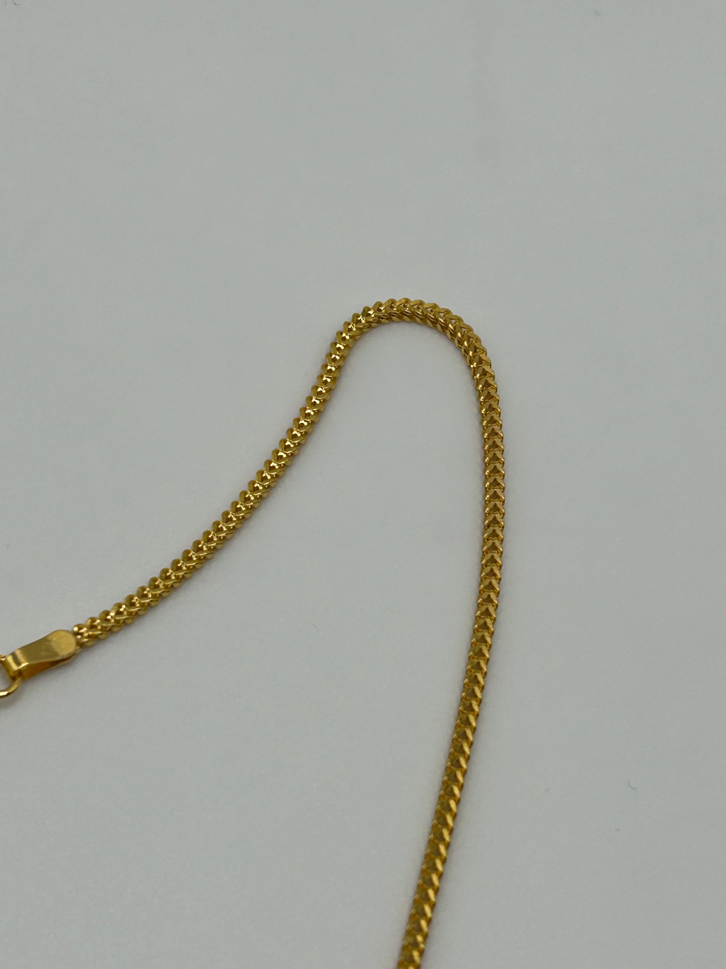 22ct Gold Chain - 9.0 grams, Solid, 18 Inch Hallmarked