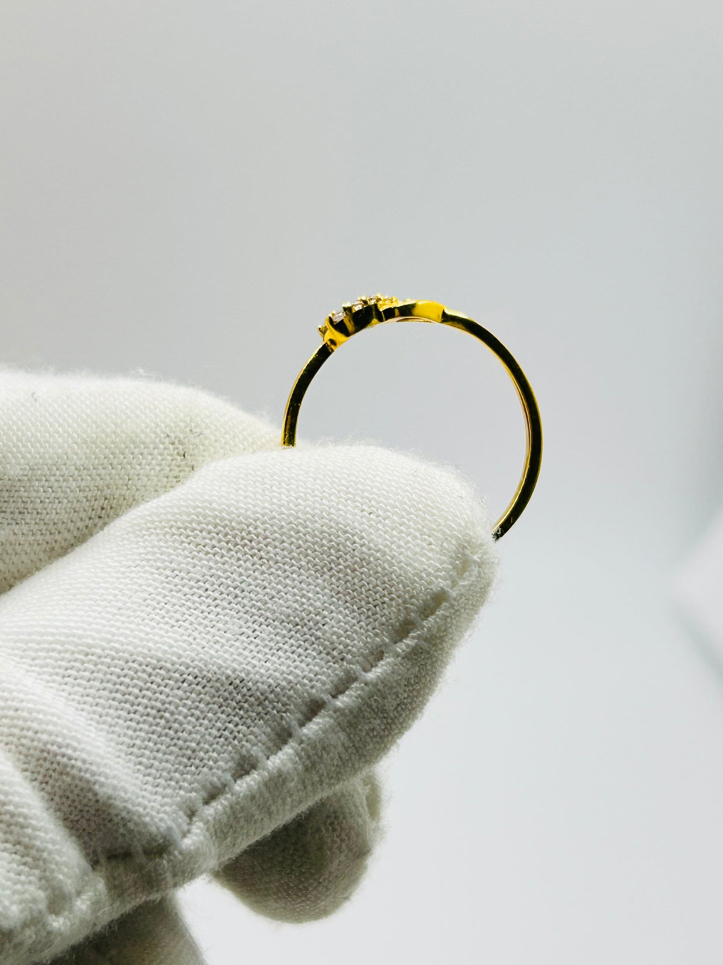 22ct Gold Ladies Ring – 1.8g – Size Q (Hallmarked)