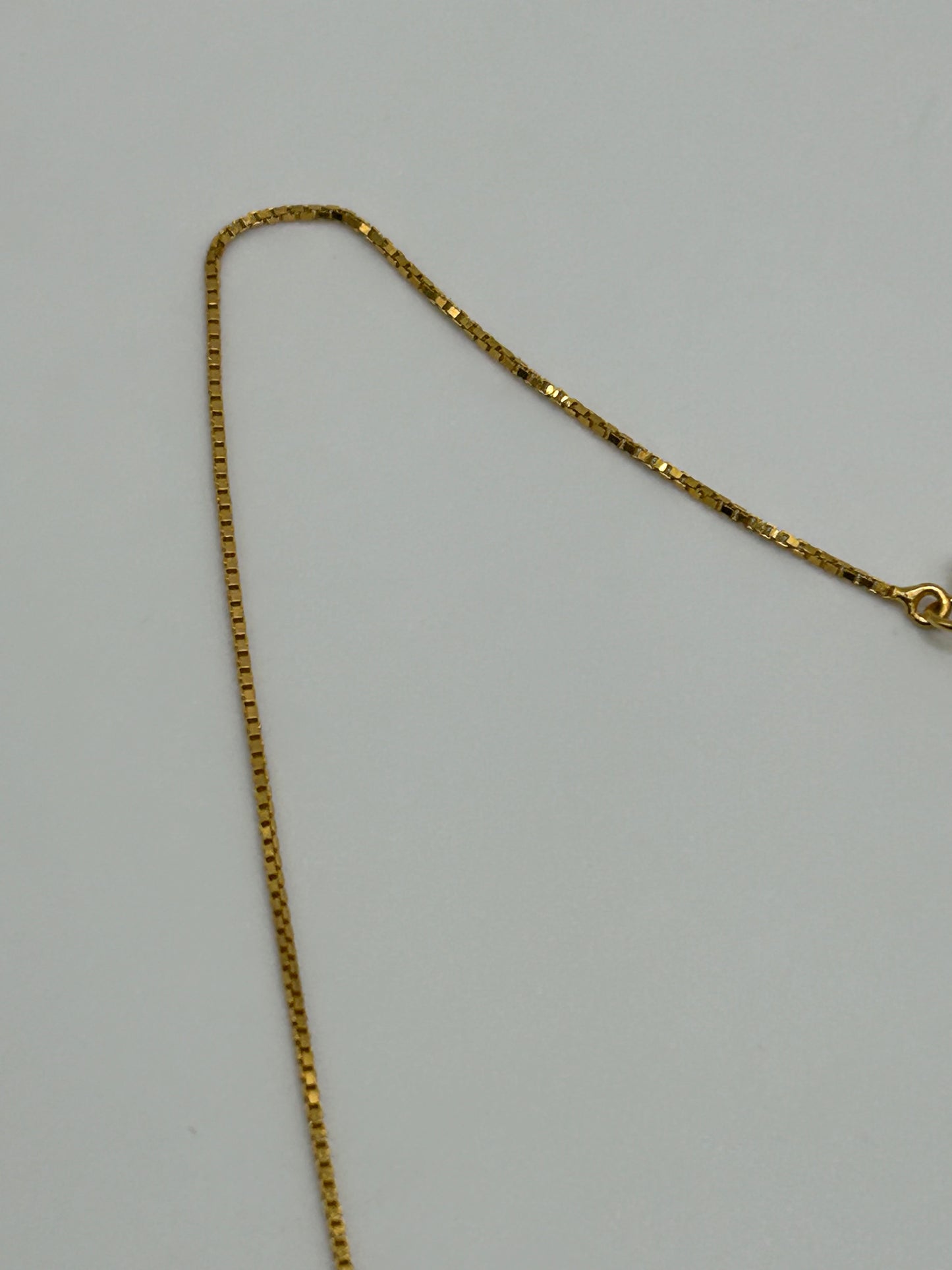 22ct Gold Necklace 7.9 grams Hallmarked