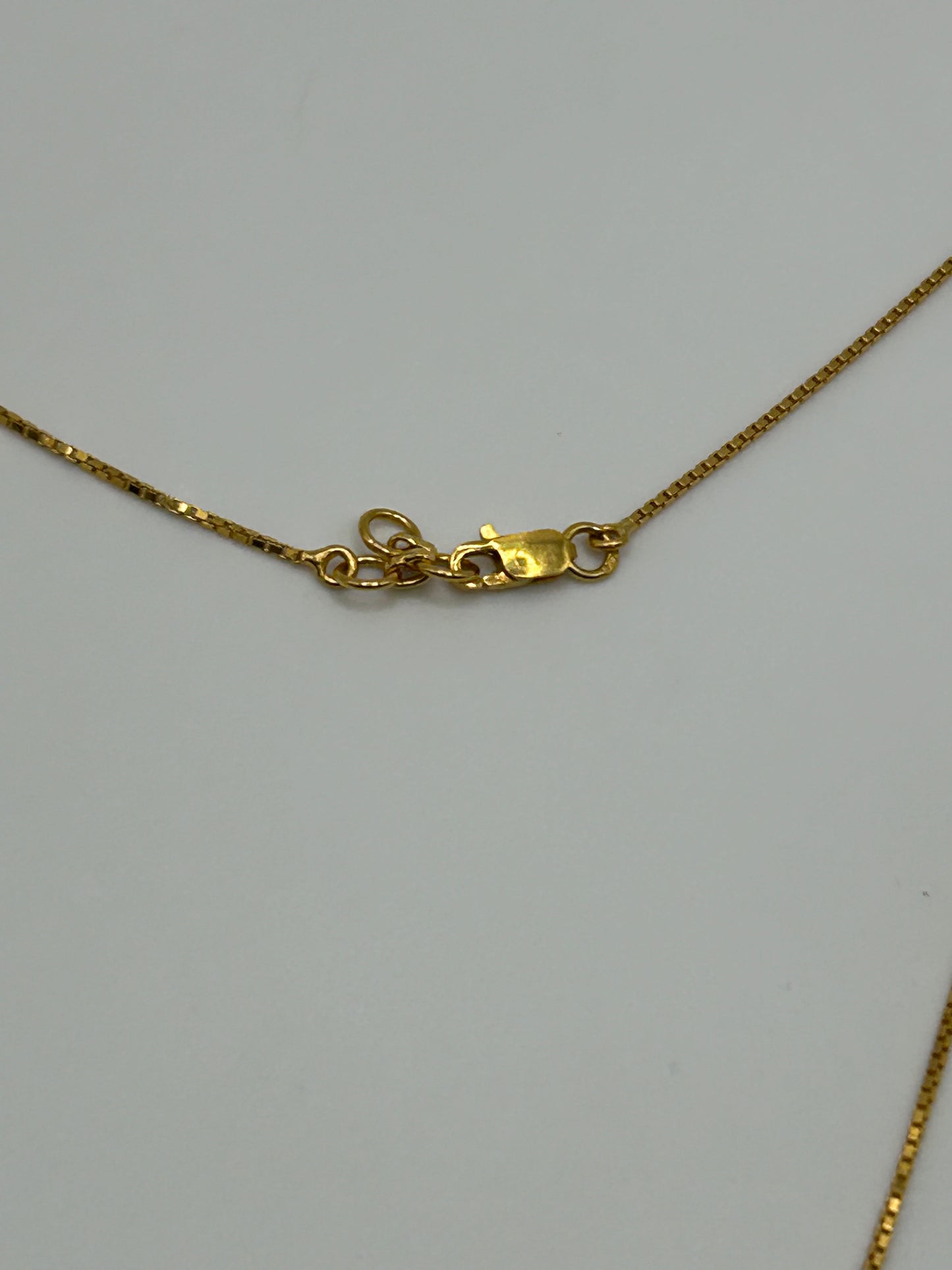 22ct Gold Necklace 7.9 grams Hallmarked