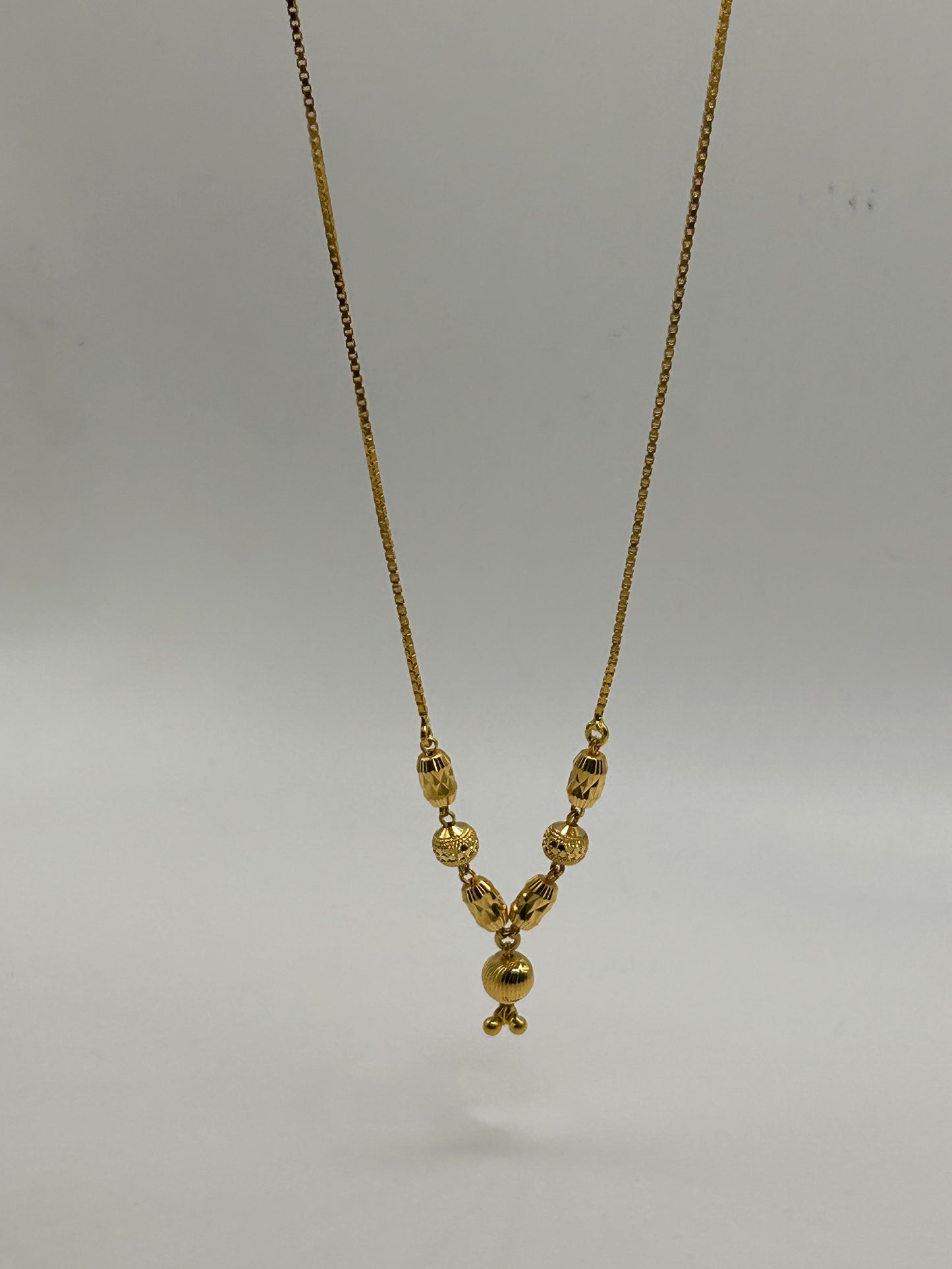 22ct Gold Necklace 7.9 grams Hallmarked