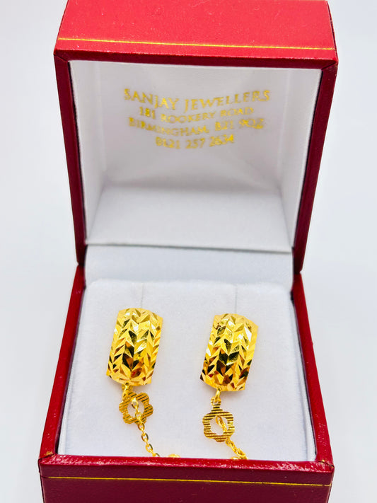 22ct Gold Stud Earrings – 2.7g (Hallmarked)