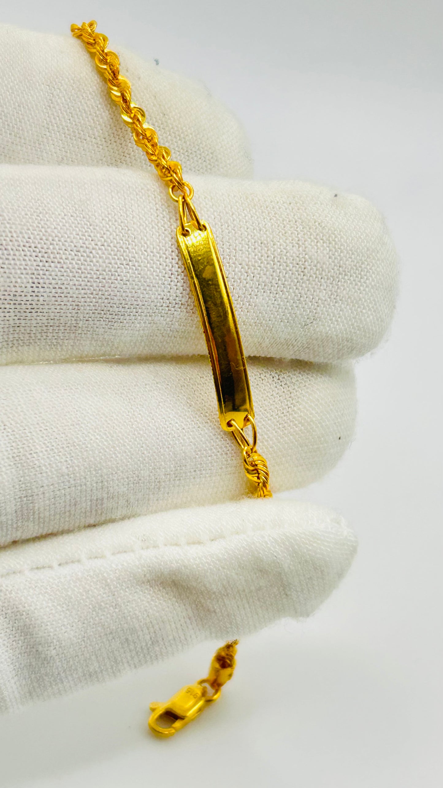 22ct Gold Baby Bracelet – 2.6g – 5 Inches (Hallmarked)