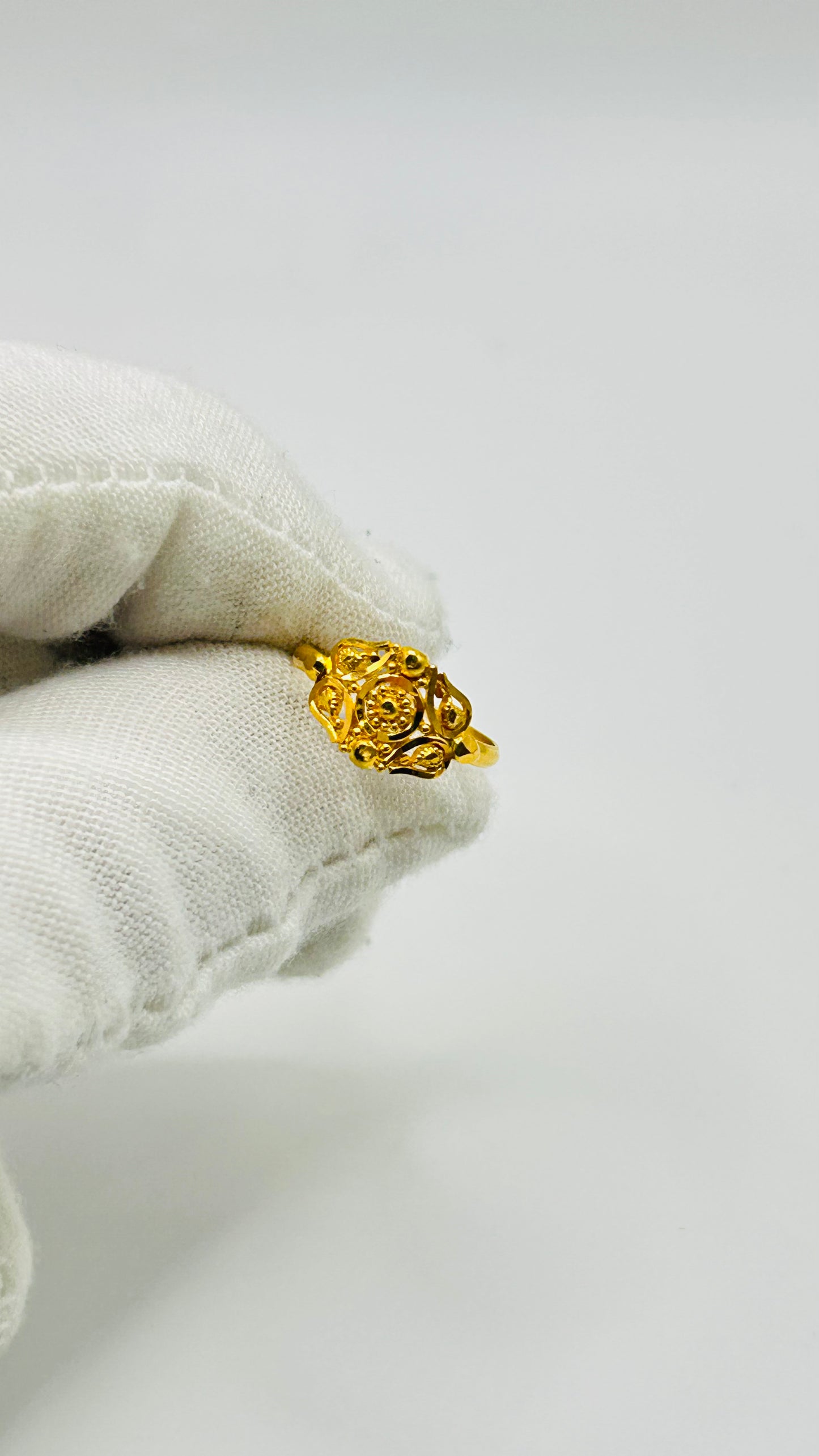 22ct Gold Baby Ring – 1.3g (Hallmarked)