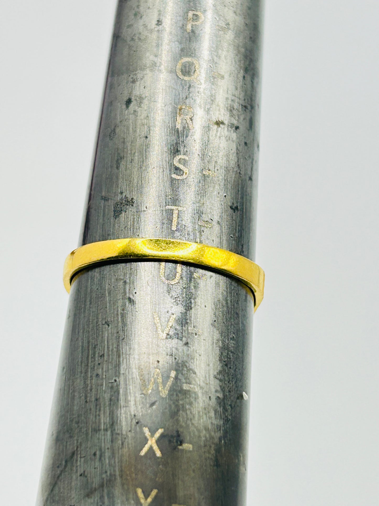 22ct Gold Men’s Ring – 4.1g – Size T½ (Hallmarked)