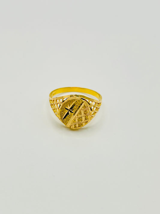 22ct Gold Men’s Ring – 3.9g – Size V (Hallmarked)