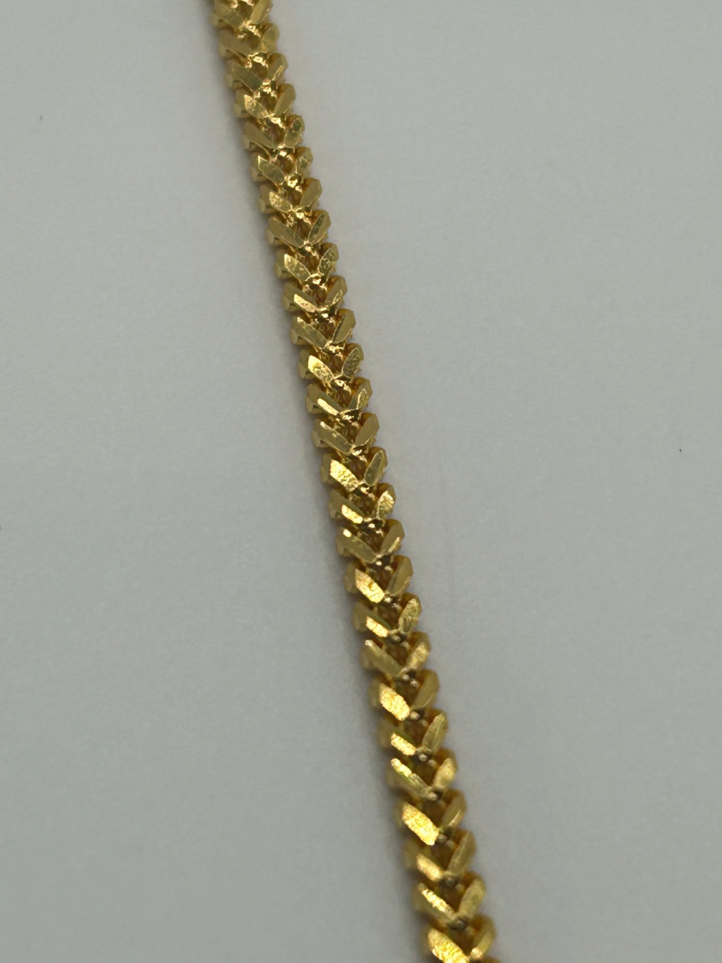 22ct Gold Chain 22.9 grams Hallmarked 20 inch