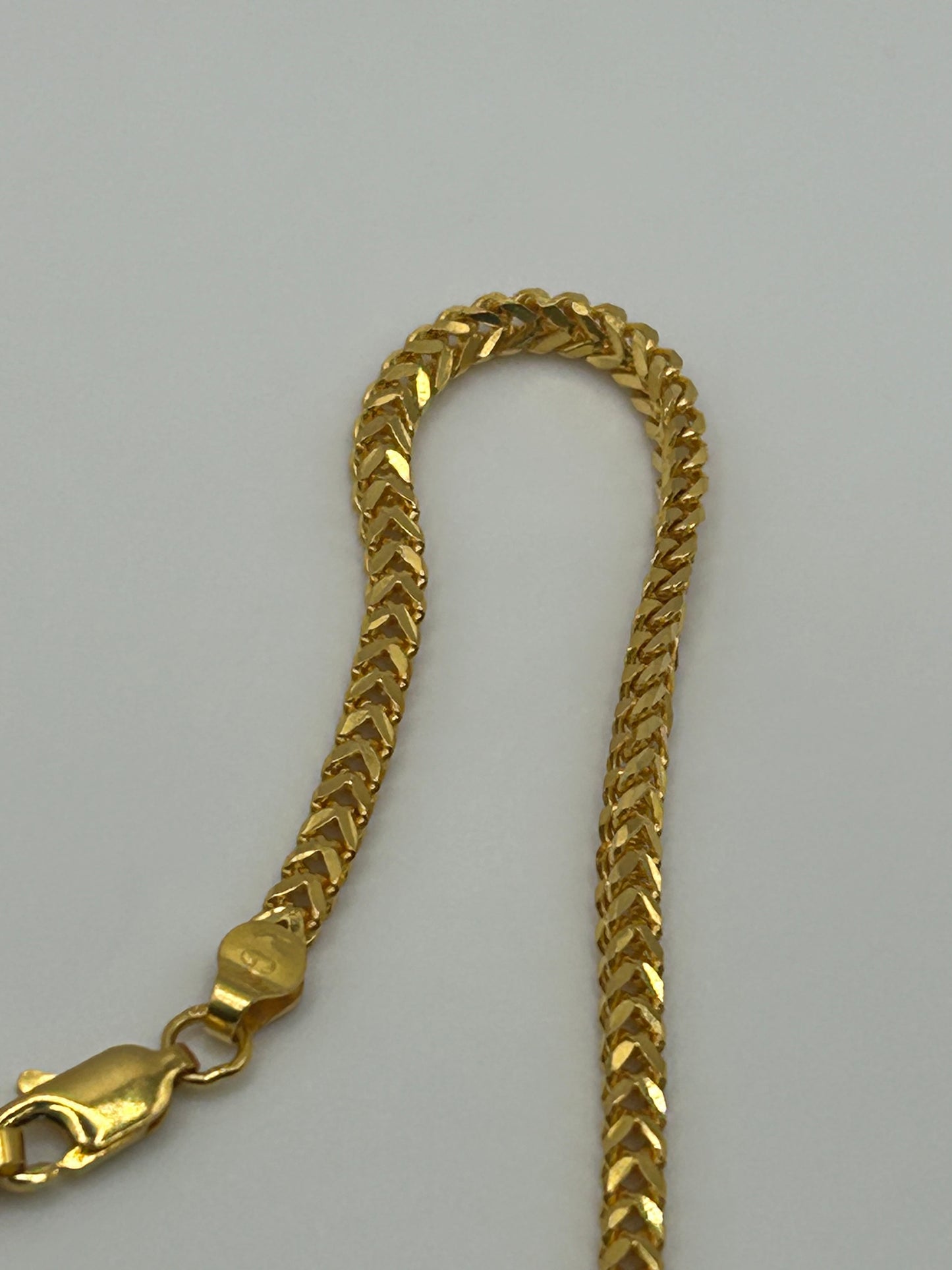 22ct Gold Chain 22.9 grams Hallmarked 20 inch