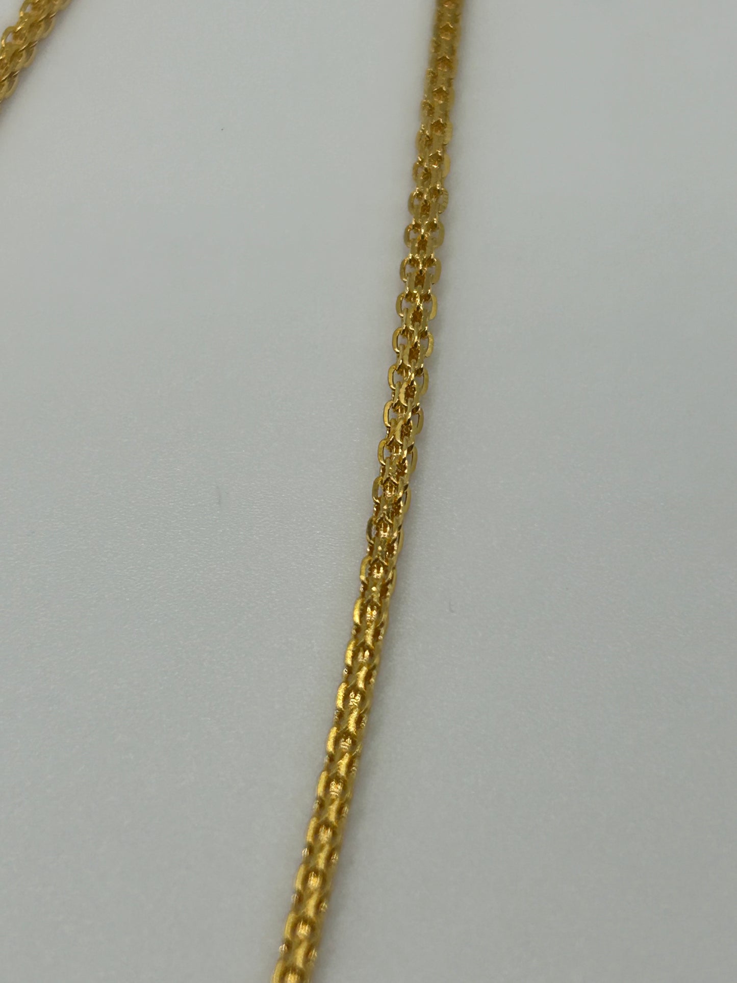 22ct Gold Chain - 7.4 grams, Hallmarked 20 inch