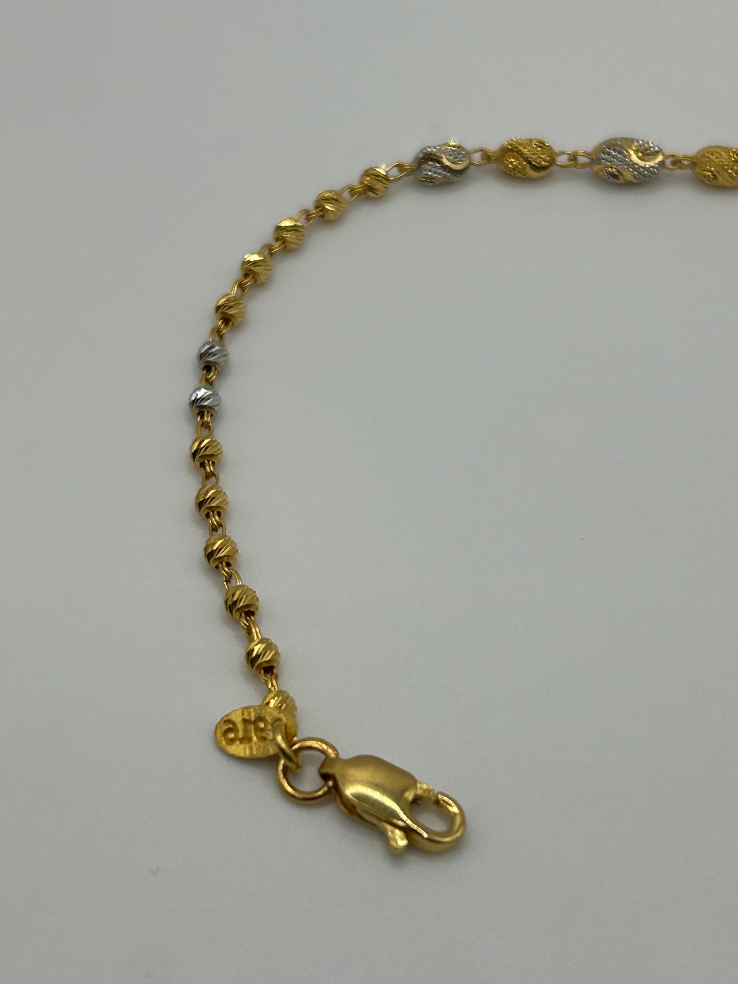 22ct Gold Bracelet 4.1 grams Hallmarked Ladies