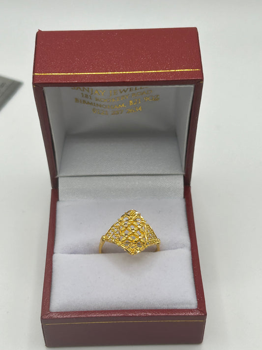 22ct Gold Ring Size N Ladies Hallmarked 2.4 grams