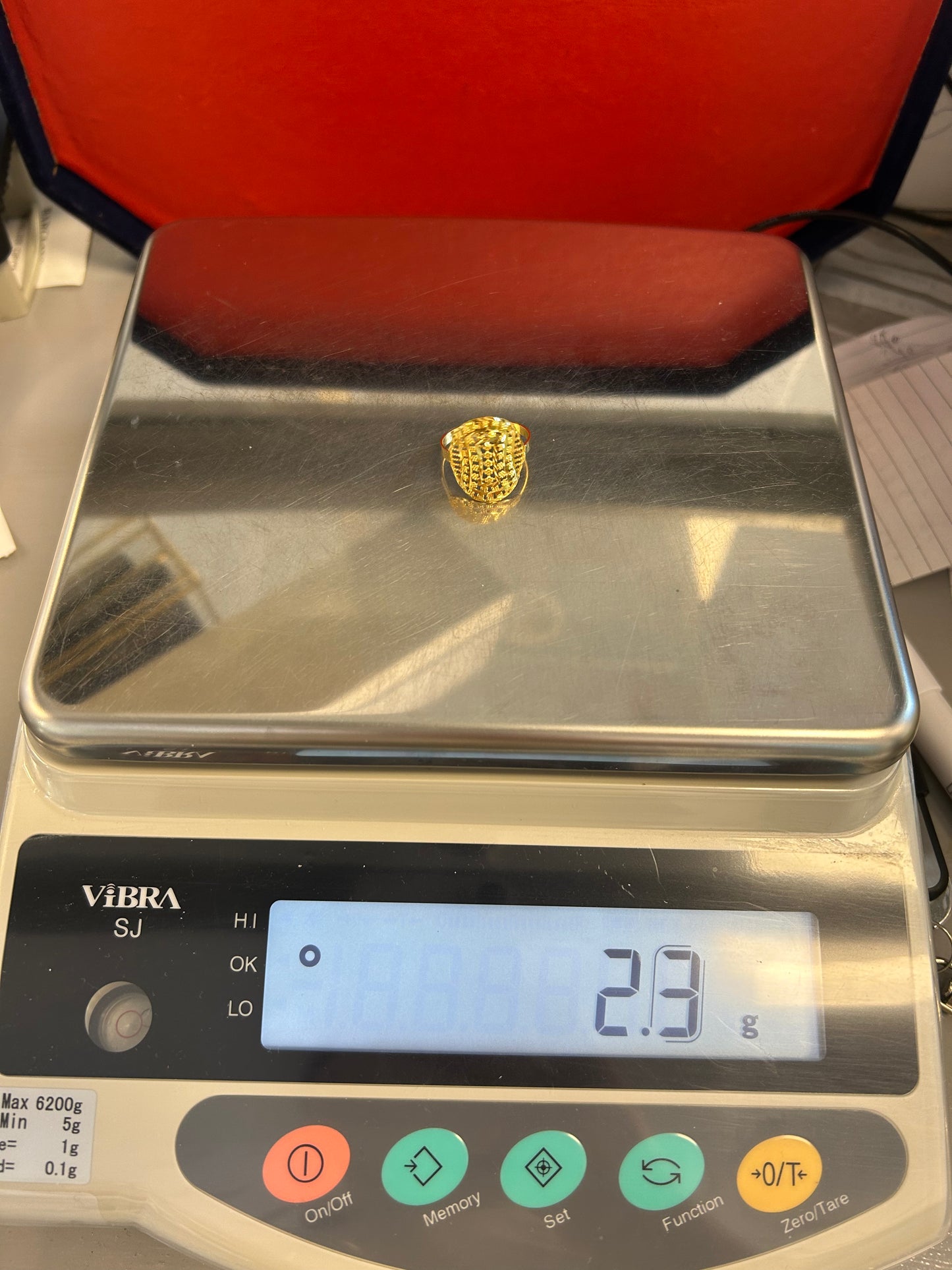 22ct Gold Ladies Ring Size P 1/2, Weight 2.3g Hallmarked
