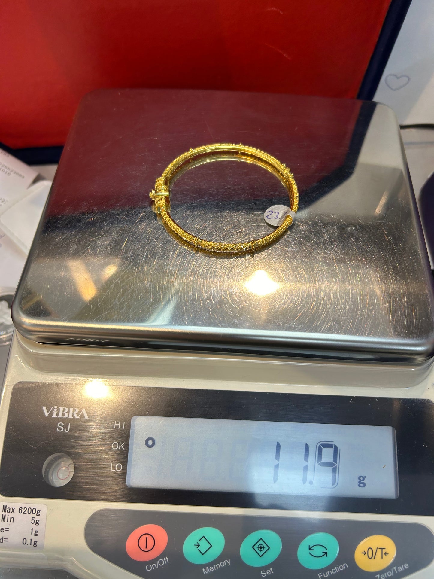 22ct Gold Bangle 11.9 grams