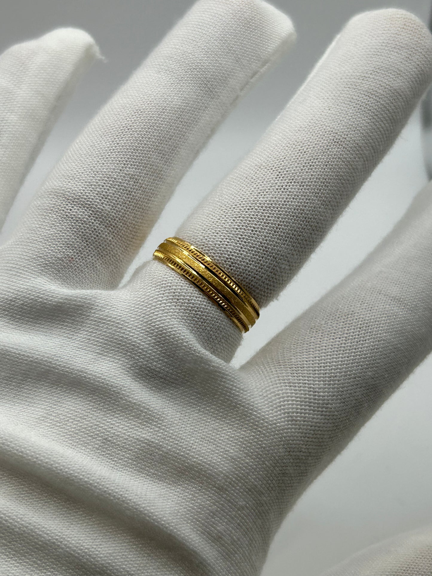 22ct Gold Men’s Band - 6.1 grams, Size S ½ (Hallmarked)