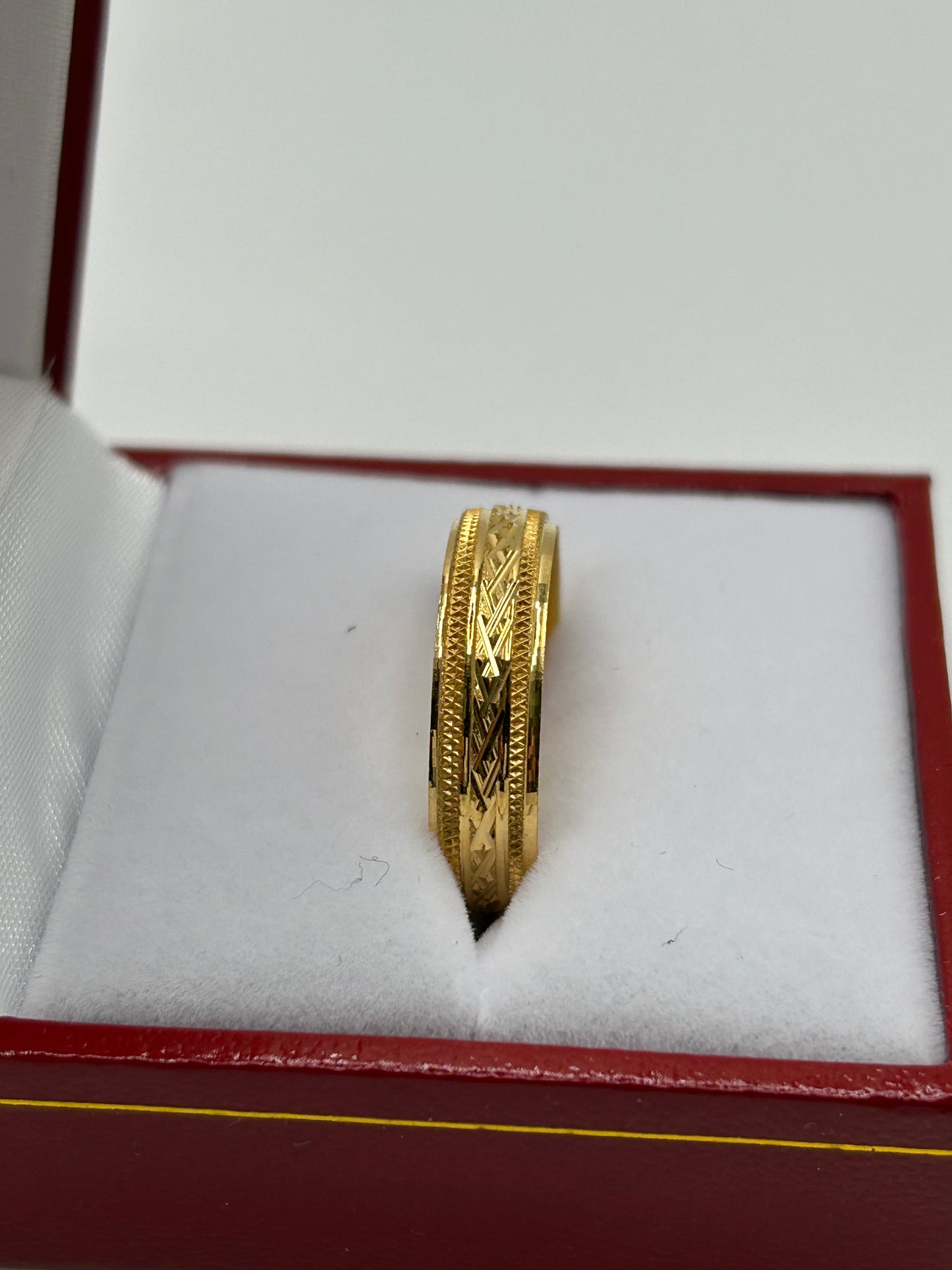 22ct Gold Men’s Band - 5.2 grams, Size Q (Hallmarked)