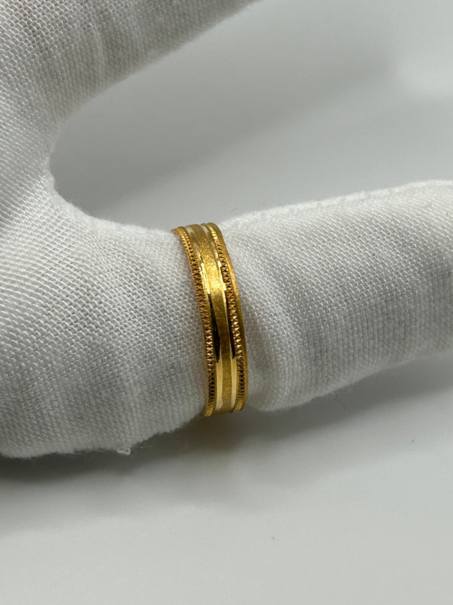 22ct Gold Men’s Band - 3 grams, Size O ½ (Hallmarked):