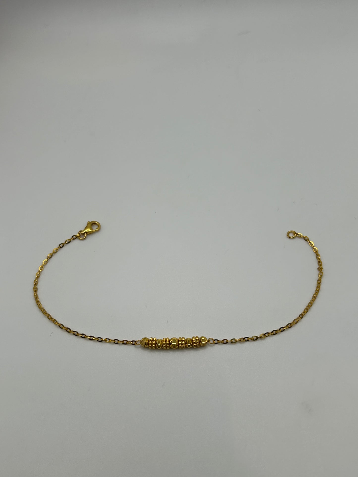 22ct Gold Bracelet - 2.3 grams, 7 inches (Hallmarked):