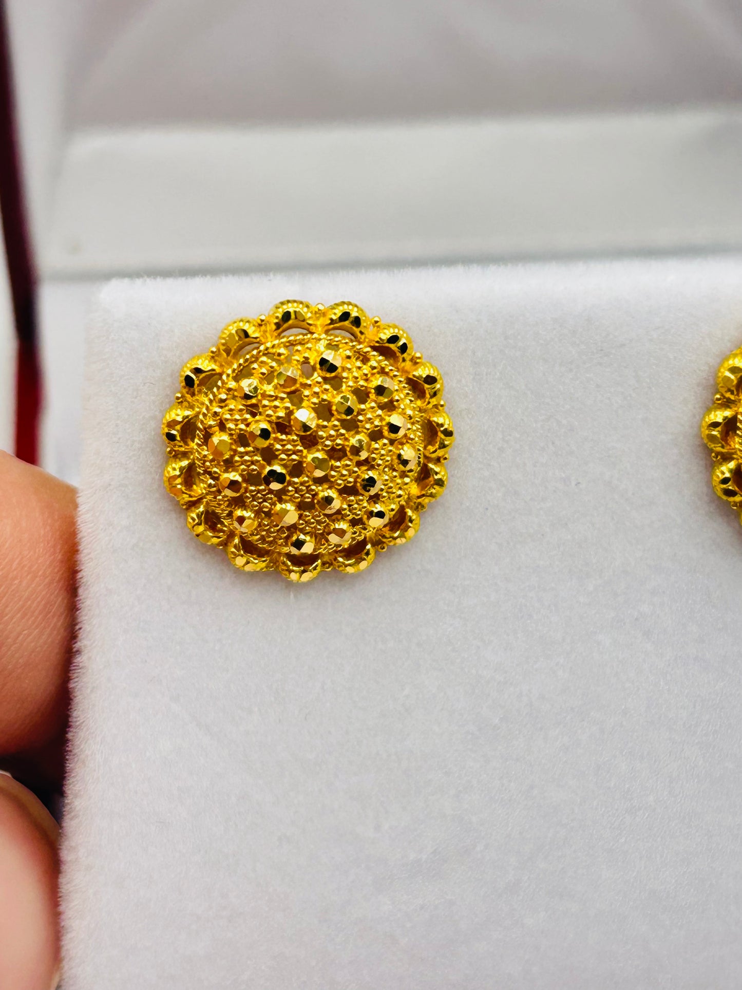 22ct Gold Studs / Tops – 4.8g (Hallmarked)