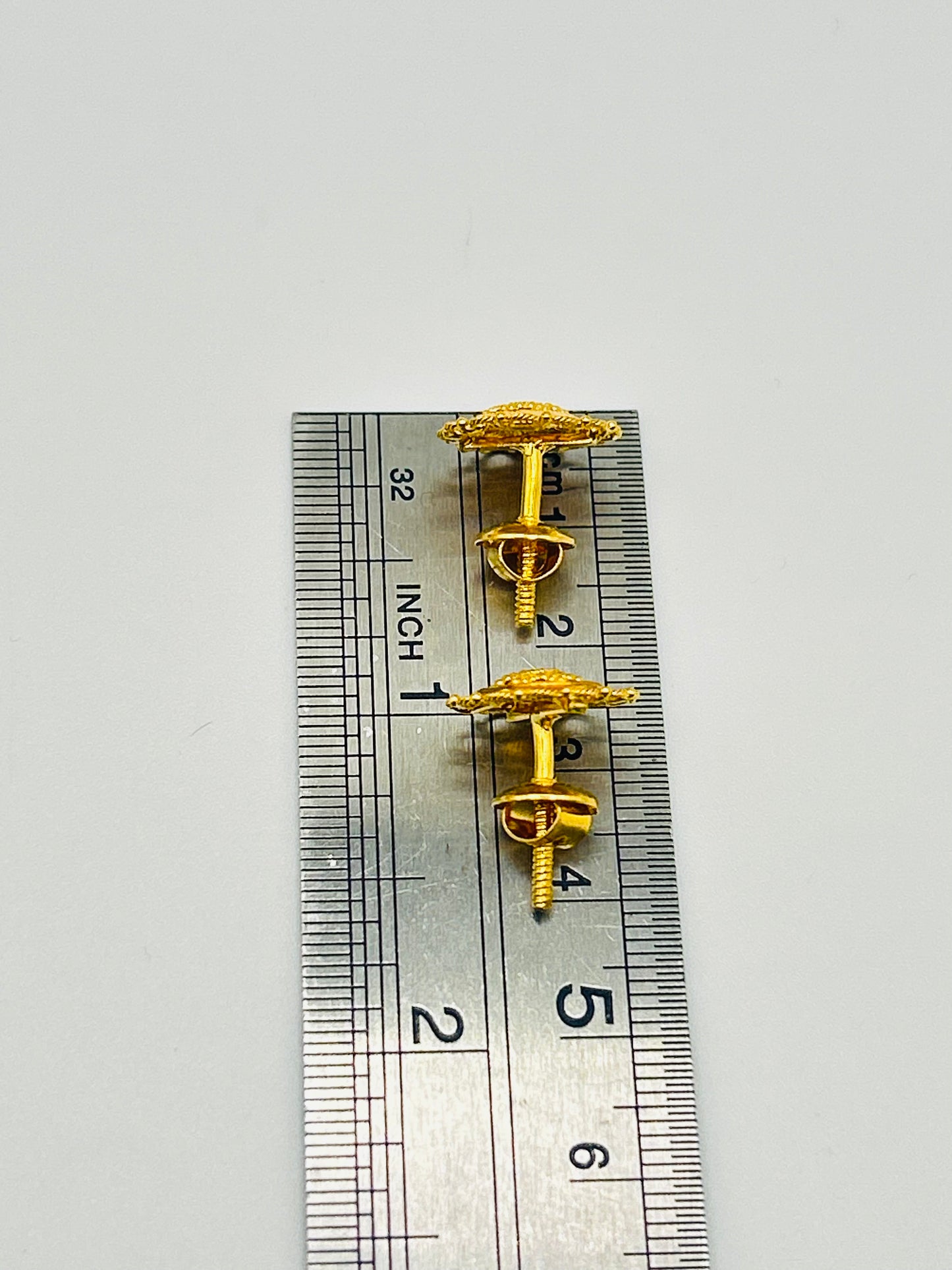 22ct Gold Studs / Tops – 4.9g (Hallmarked)