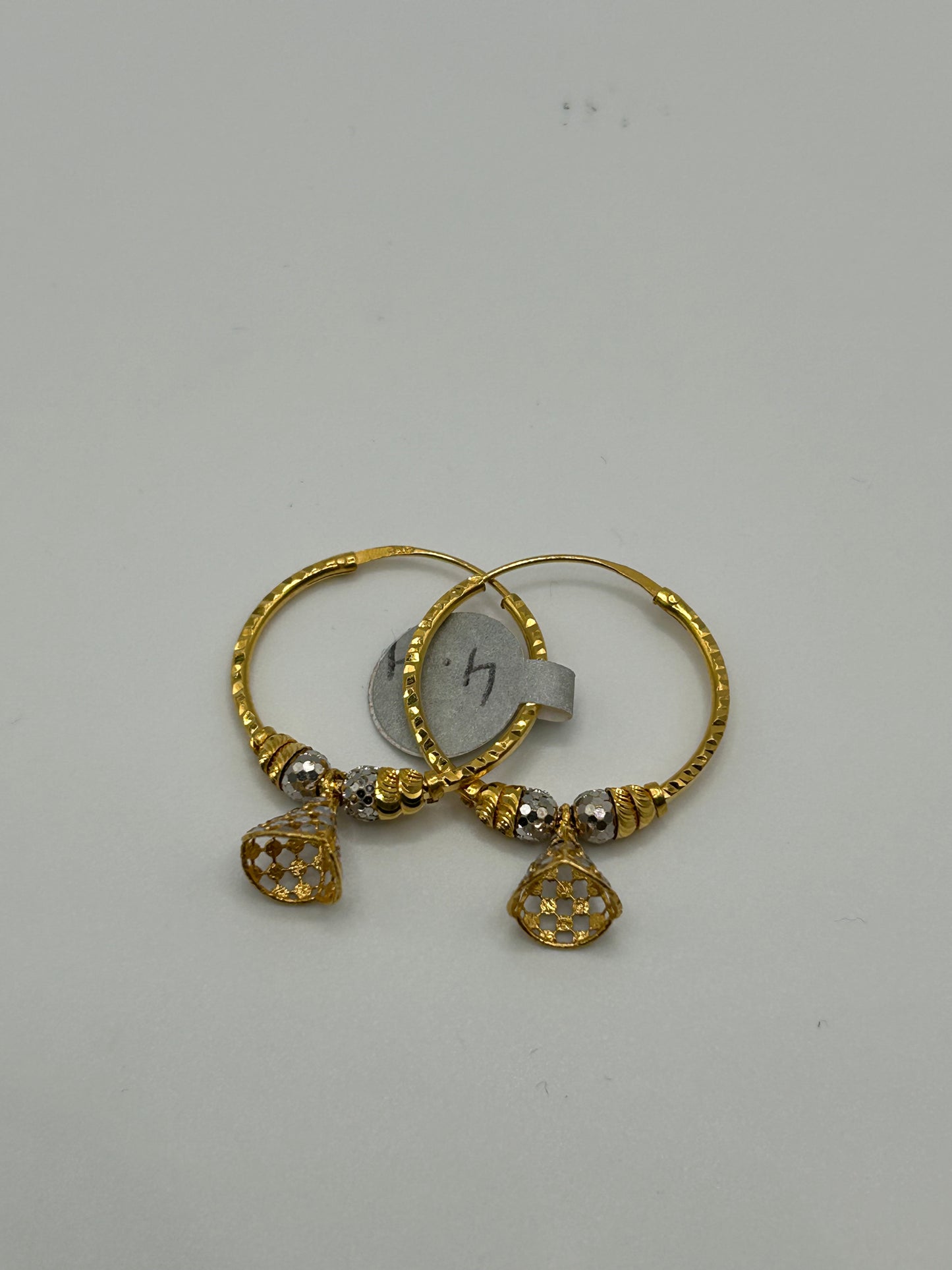 22ct Gold Hallmarked Earrings - 4.4g