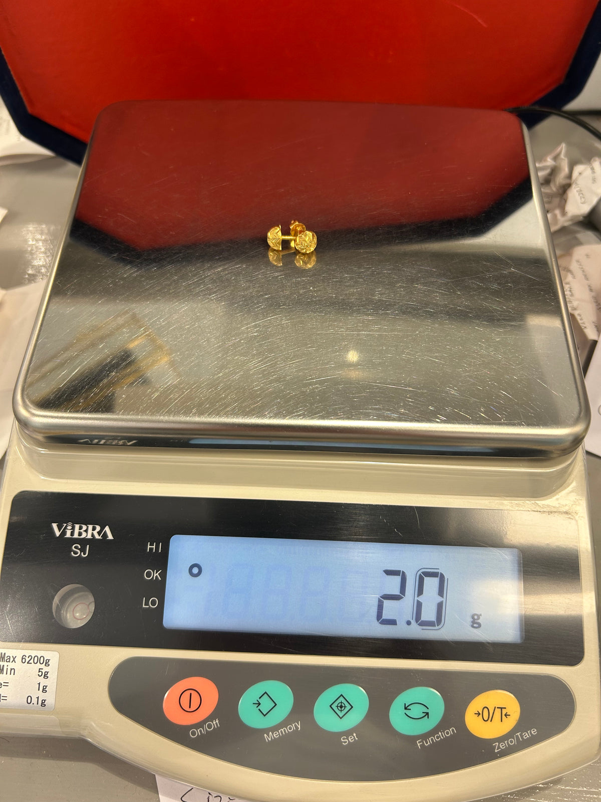 22ct Gold Stud Earrings – 2.0g (Hallmarked)