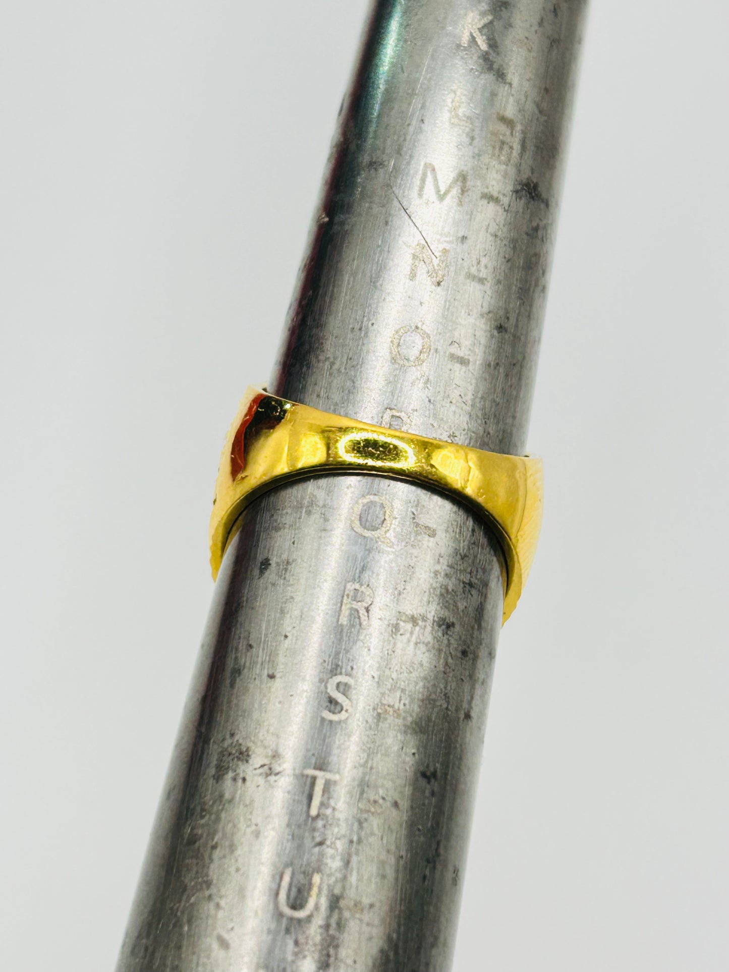 22ct Gold Ladies' Ring – 4.4g – Size P (Hallmarked)