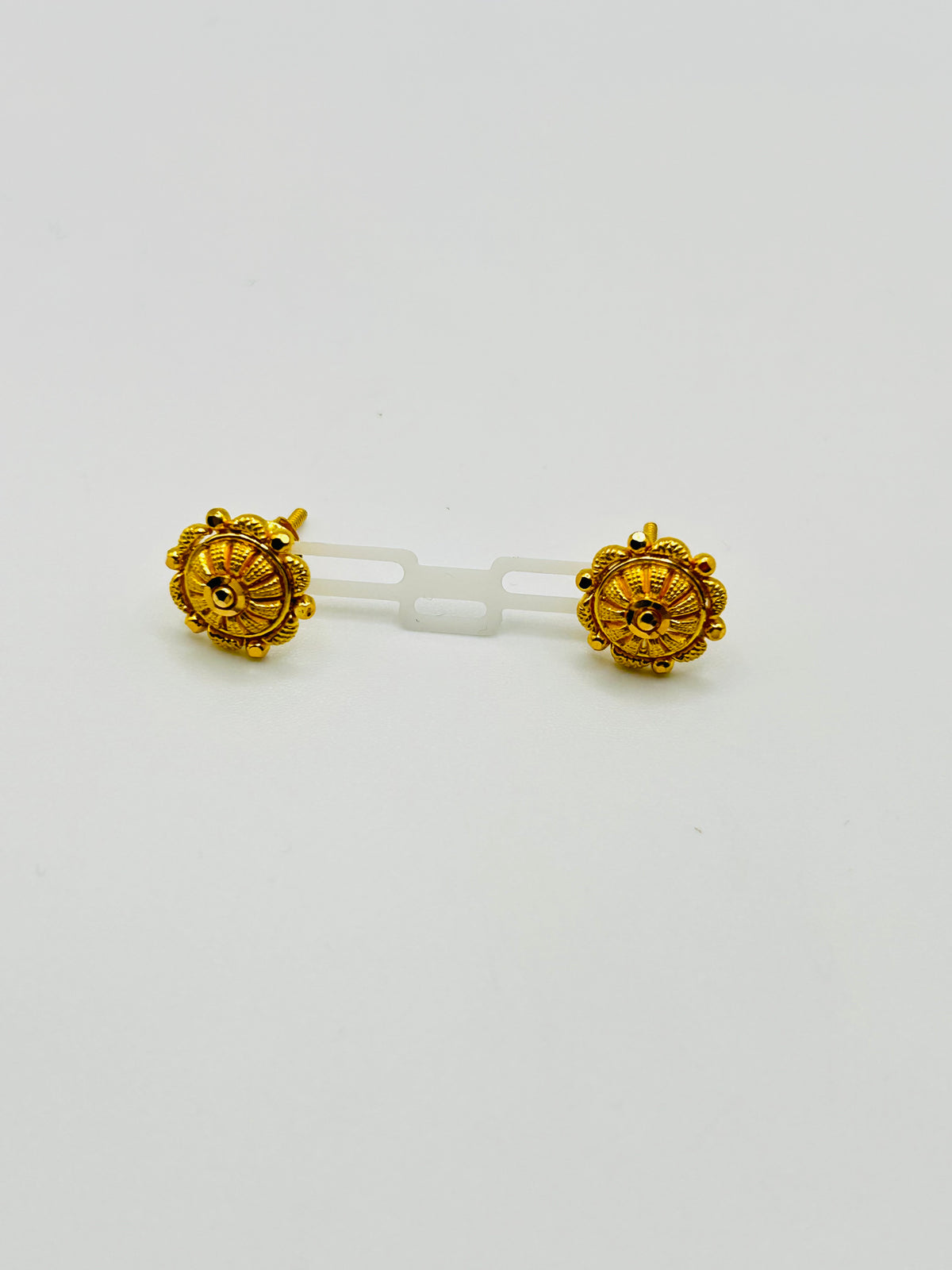 22ct Gold Stud Earrings – 2.1g (Hallmarked)