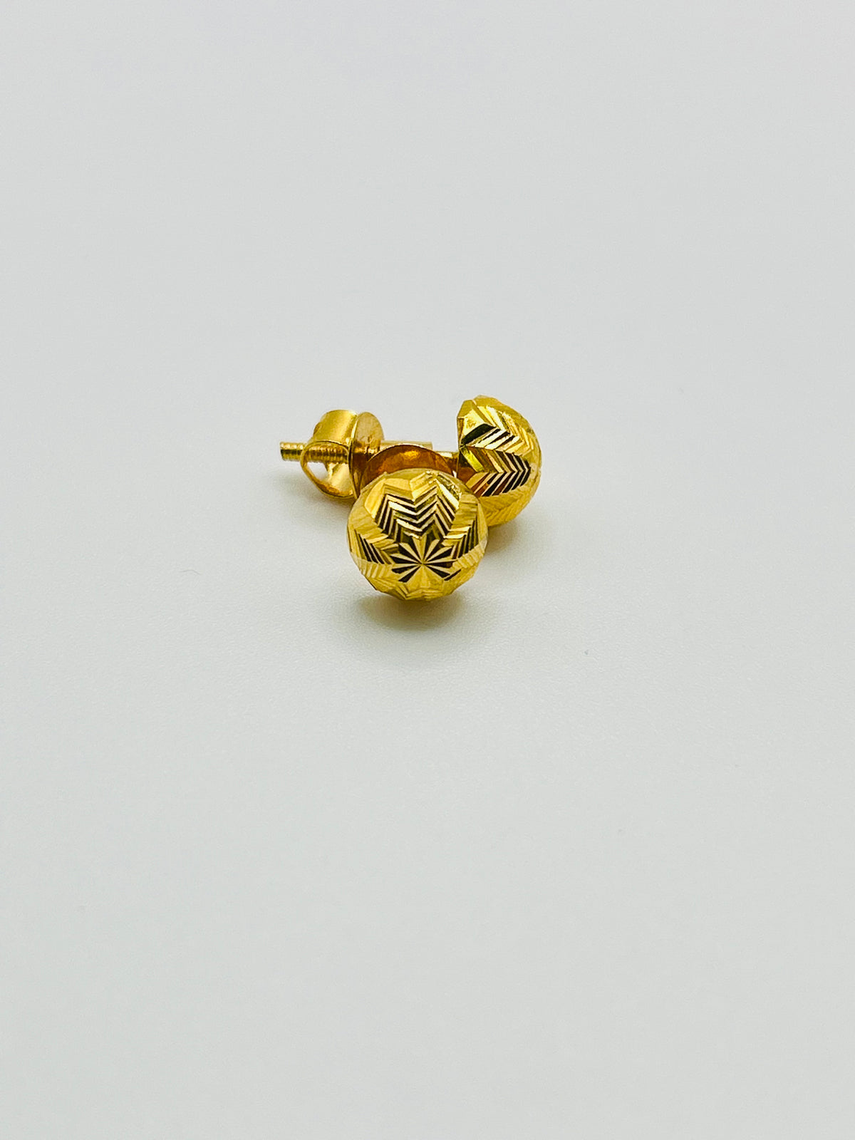 22ct Gold Stud Earrings – 2.0g (Hallmarked)