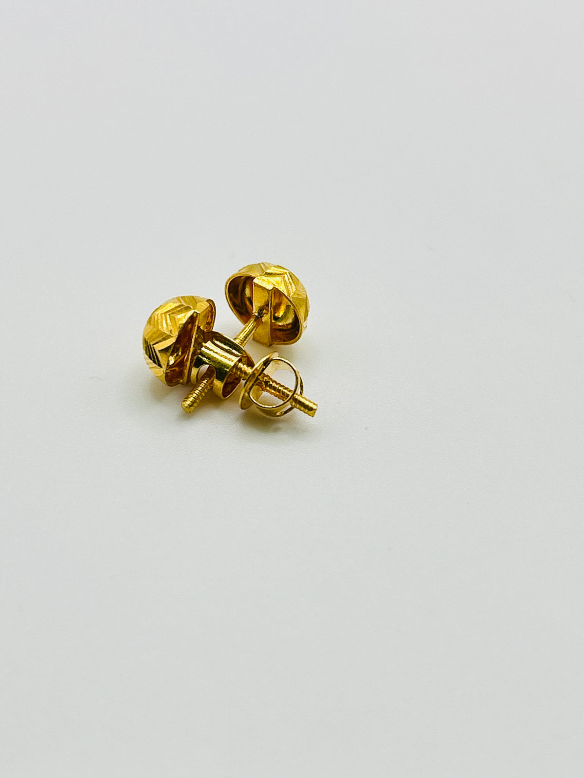 22ct Gold Stud Earrings – 2.0g (Hallmarked)
