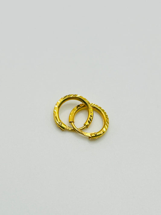 22ct Gold Earrings – 0.8g (Hallmarked)