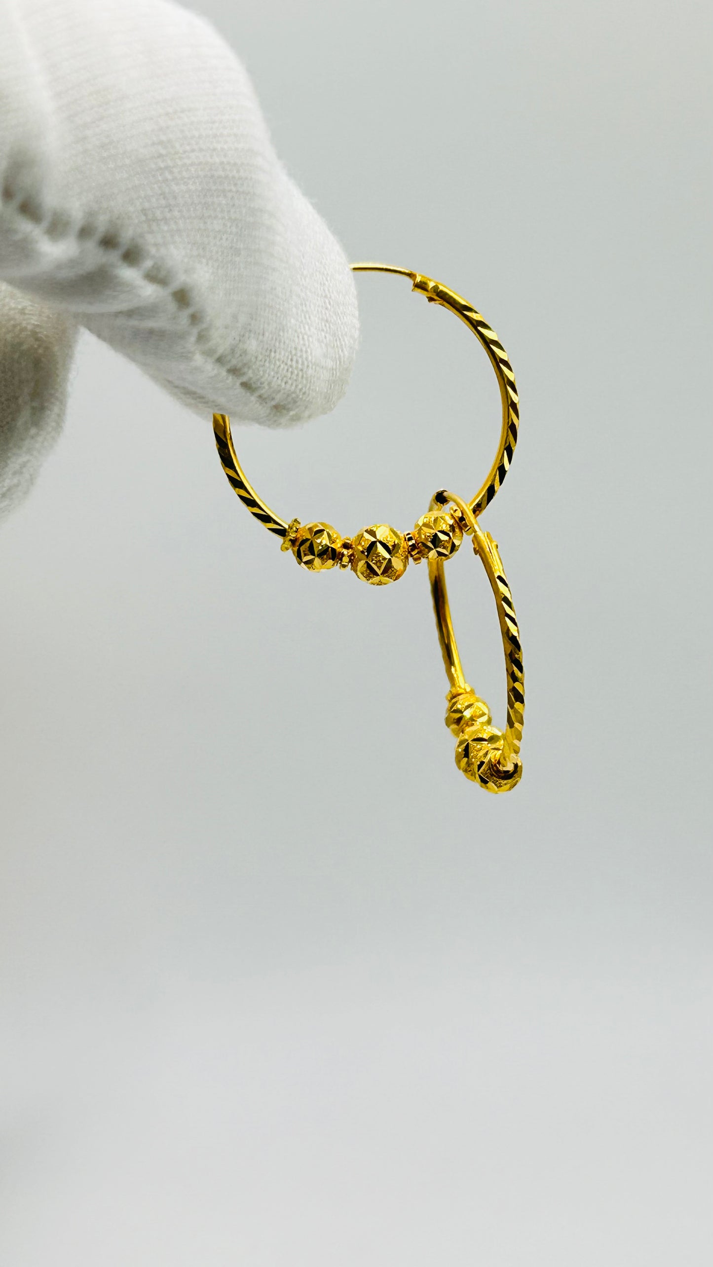 22ct Gold Earrings – 3.8g, Hallmarked