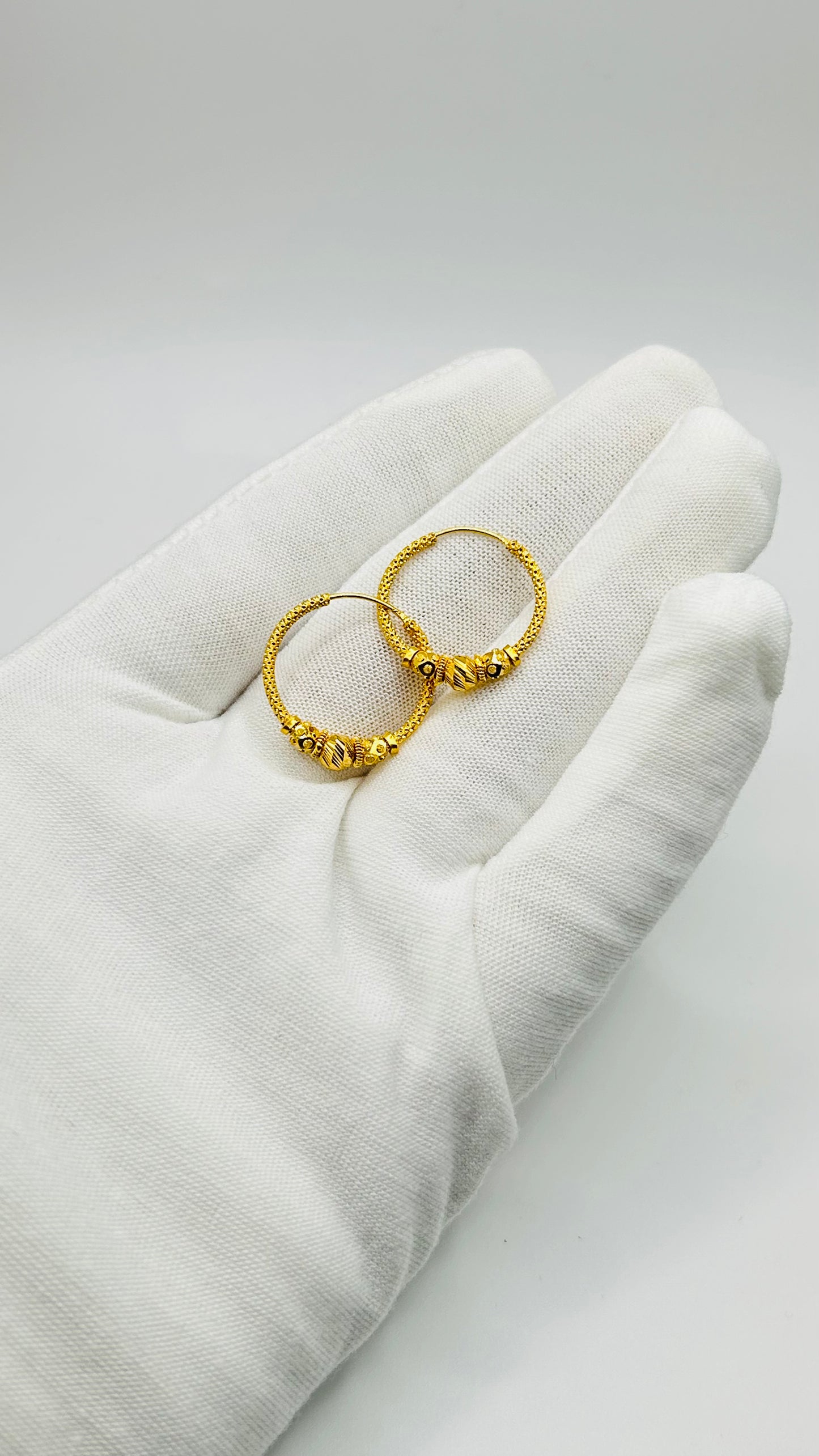 22ct Gold Earrings – 3.2g, Hallmarked