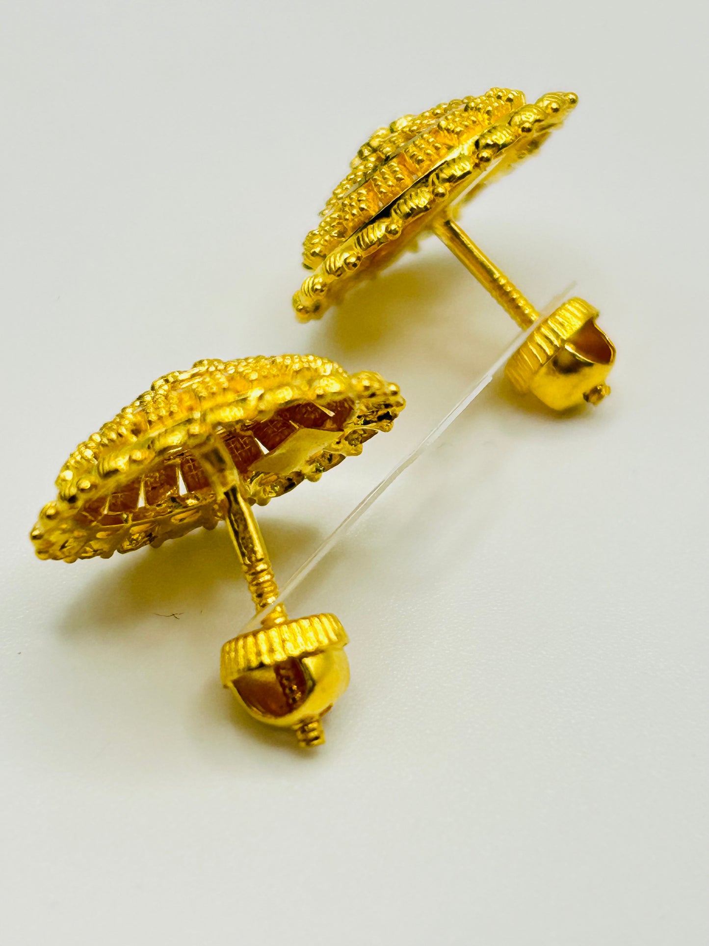 22ct Gold Tops/Studs – 5.5g (Hallmarked)