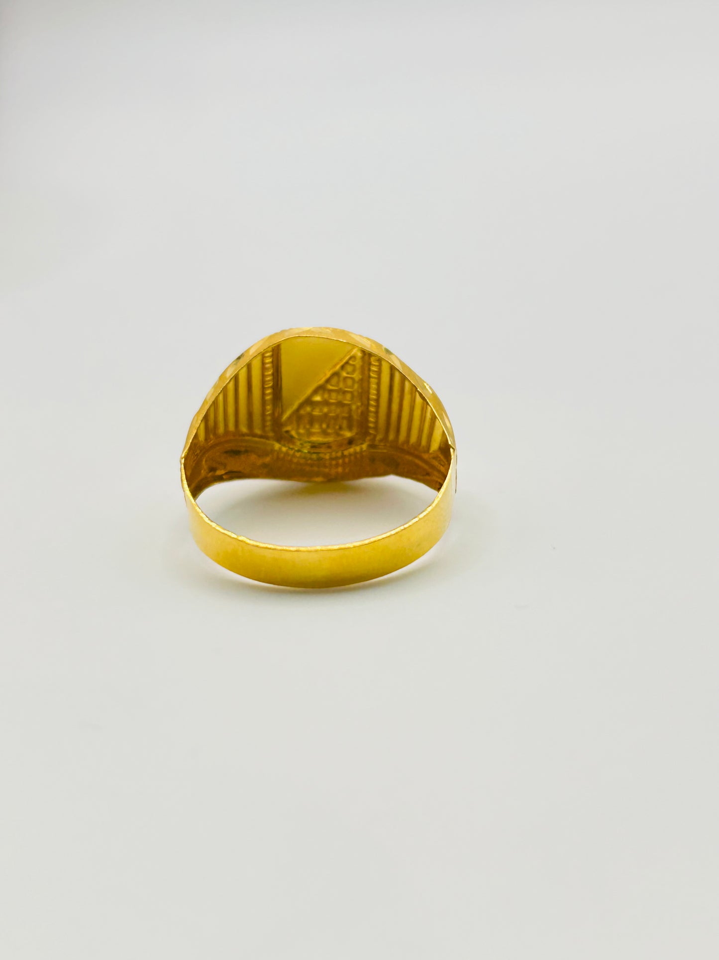 22ct Gold Men’s Ring – 2.8g, Hallmarked, Size U