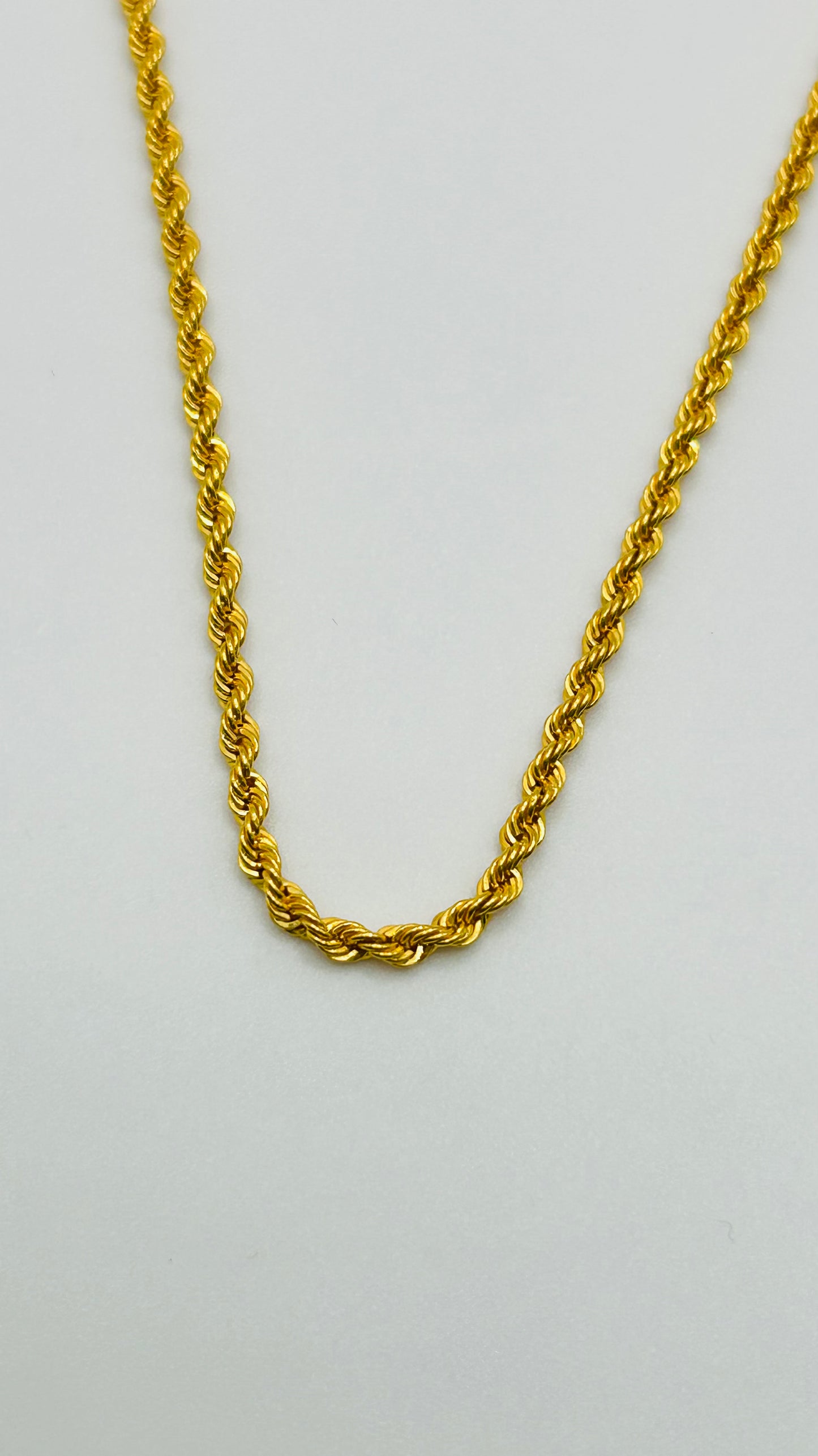 22ct Hollow Rope Chain – 20 Inch (3.5g, Hallmarked)