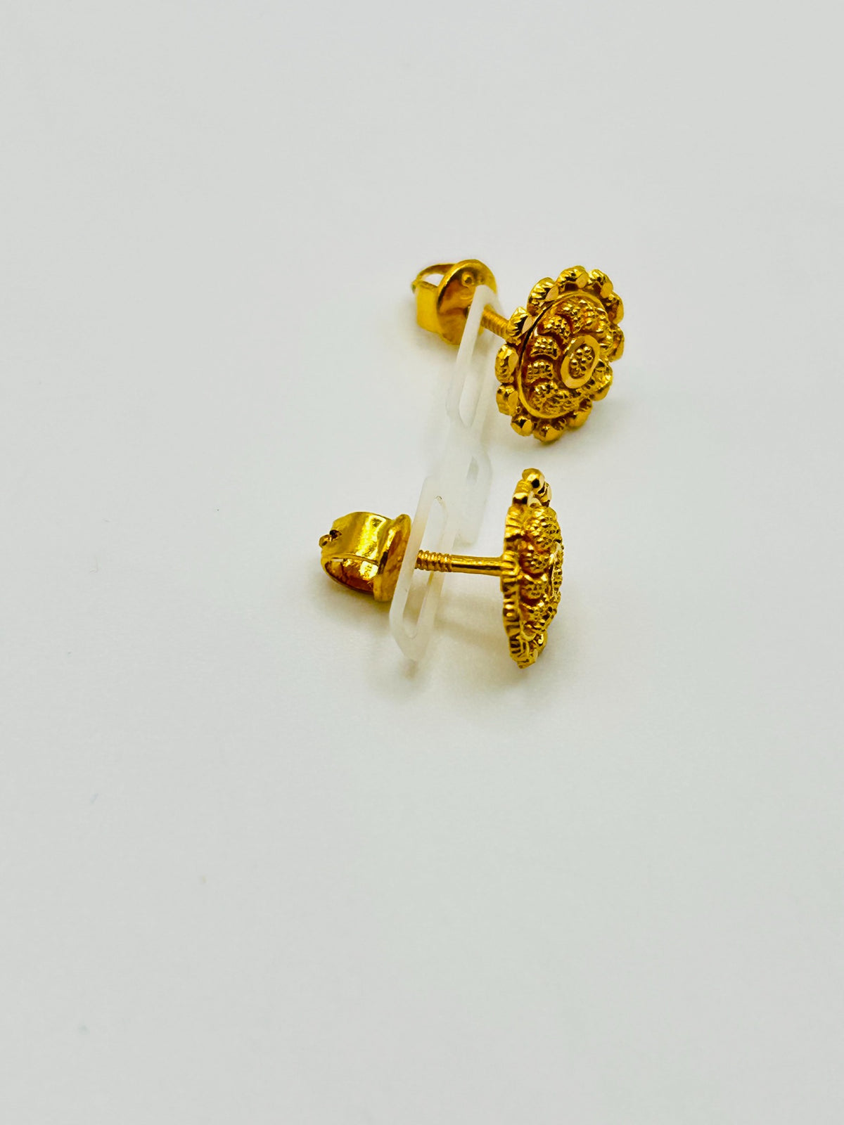 22ct Gold Ornate Floral Stud Earrings – 2.6g (Hallmarked)