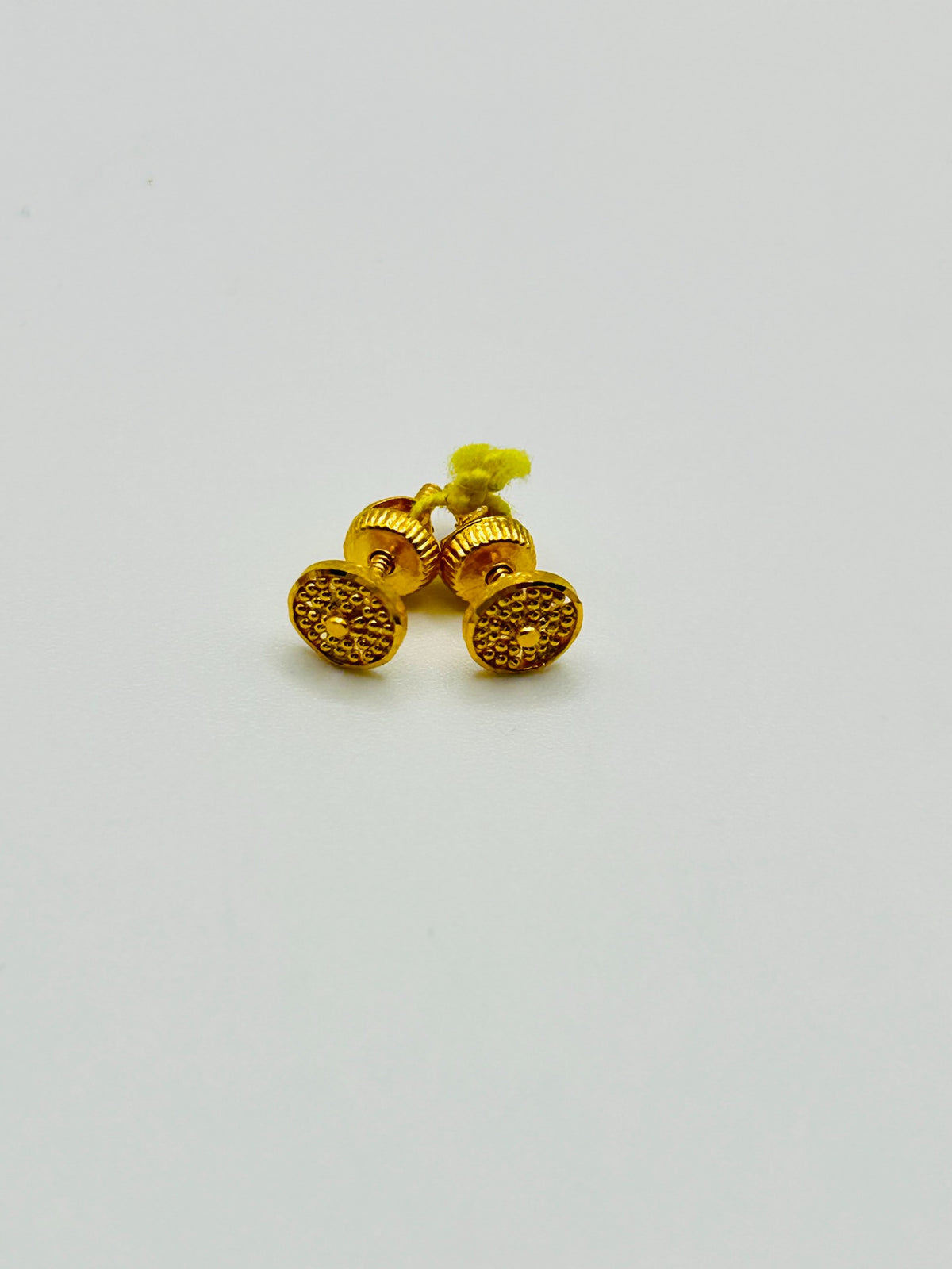 22ct Gold Studs – 1.3g (Hallmarked)